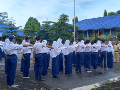 Kegiatan Apel Pagi Menjelang Pembelajaran