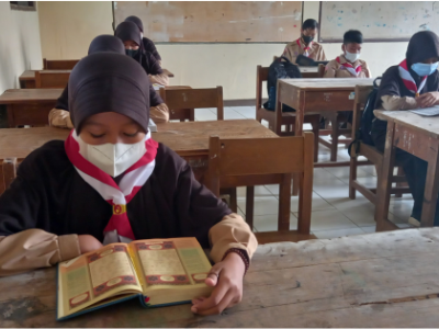 Habituasi Kegiatan Tadarus di SMP Negeri 2 Pengadegan 