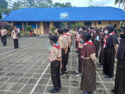 05 Februari 2022 - Kegiatan Pramuka Penggalang SMPN 2 Pengadegan
