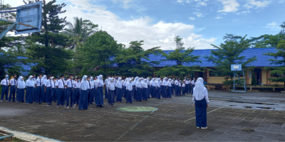 10 Januari 2022 - Kegiatan Apel Pagi Menjelang Pembelajaran