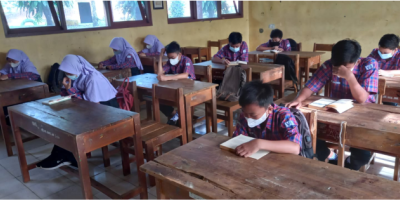 13 Januari 2022 - Pembiasaan Literasi SMP N 2 Pengadegan