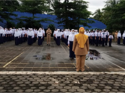 Kegiatan Apel Pagi Menjelang Pembelajaran